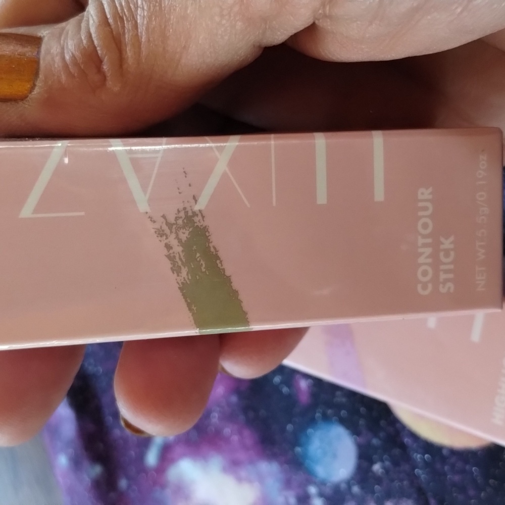 Luxaza Contour and Highlight Stick Set - Green and Pink - Picture 3 of 4